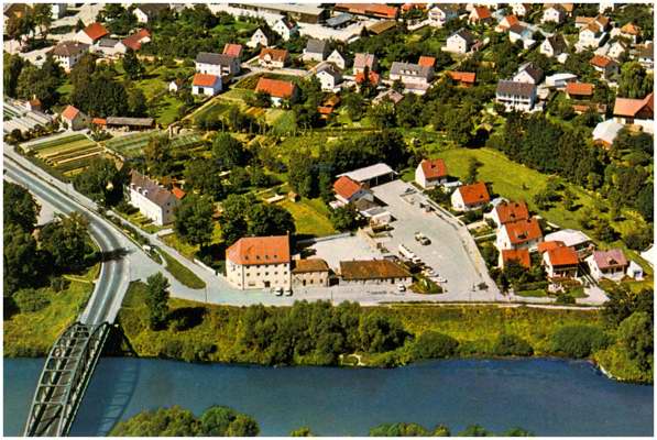 Isarbr�cke mit Gasthof zur L�nd, Ausschnitt Postkarte 1965