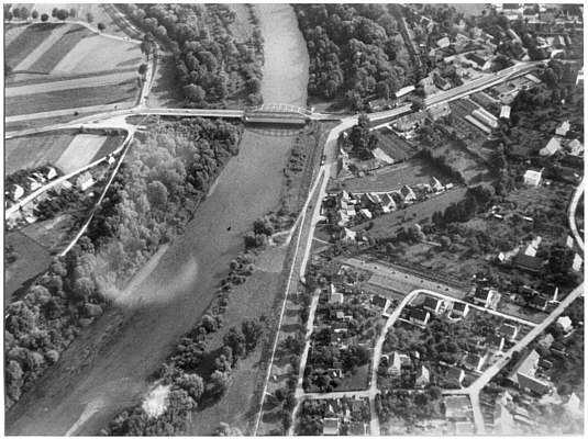 Moosburg, Luftaufnahme Ende der 1960er