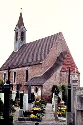 Friedhofskirche St. Michael vor 1980
