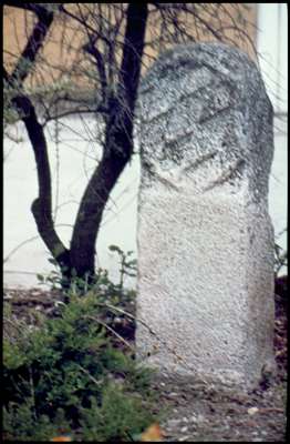 Wo befand (befindet ?) sich diese Steinsäule ?