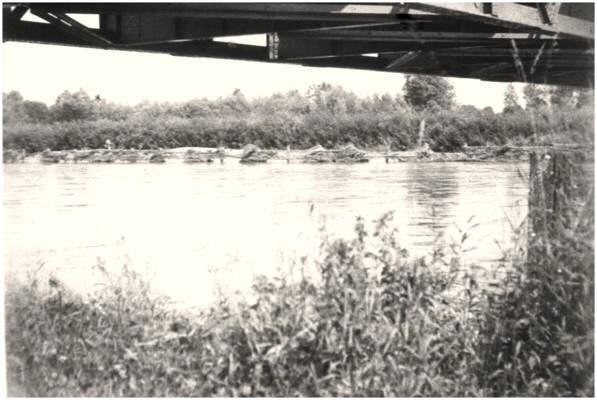Unter der Isarbr�cke 1940