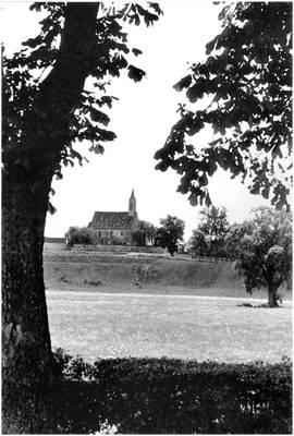 Blick von der Bahnhofstrasse zu St. Michael