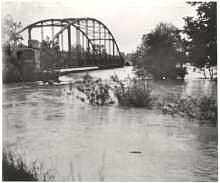 Isarbr�cke, Hochwasser 1940