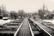 Moosburg, Mai 1945, Behelfsbr�cke an Stelle der gesprengten Isarbr�cke