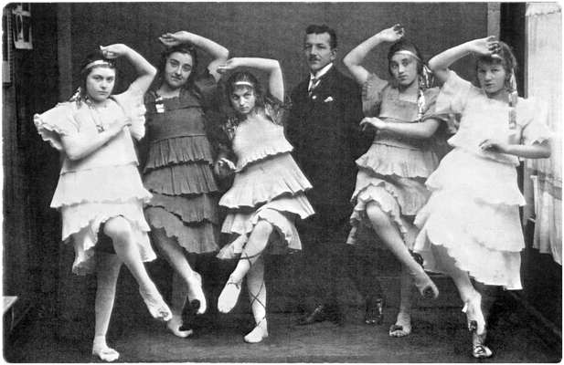 Theater ?  Richard Braun  (*9. April 1888 †8. April 1958)