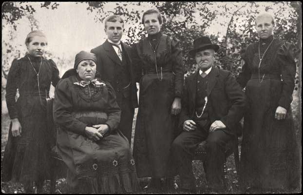 Familie in Thulbach (Zehentmaier ?)