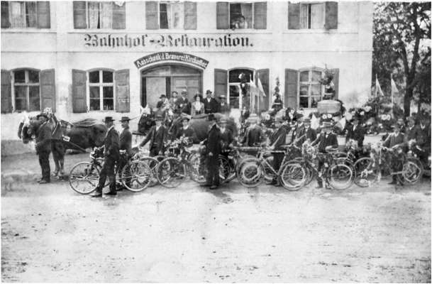 Ankunft von 3 neuen Glocken am 31. Mai 1911