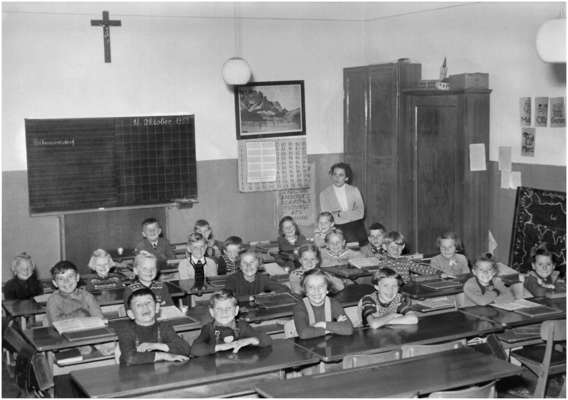 Schulklasse Volkmannsdorf am 18. Oktober 1955