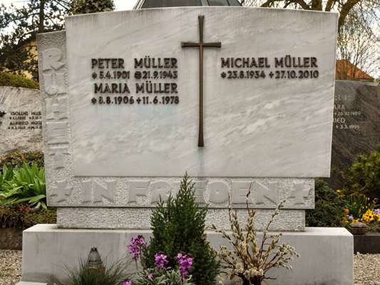 Grabstelle Maria M�ller, *1906 †1978