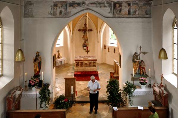 2015 - Kirche Wang, Blick von der Orgelempore zum Altar