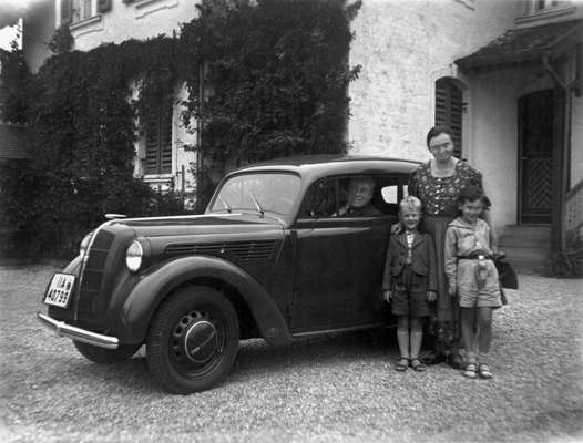 Betriebsleiter des Uppenborn Werks um 1940