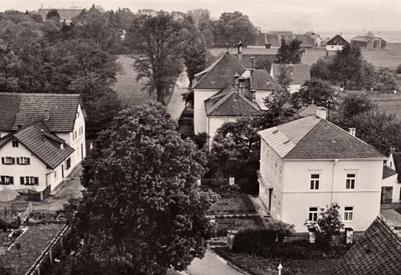 Blick vom Turm der Pfarrkirche Volkmannsdorf Richtung Isareck