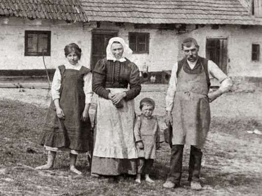 Beim M�slweber in der Volkmannsdorferau, Weber Anwesen, Uppenbornwerkstra�e 15