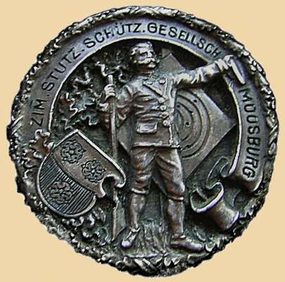Zimmerstutzen Sch�tzen Gesellschaft Moosburg, Anstecknadel um 1900