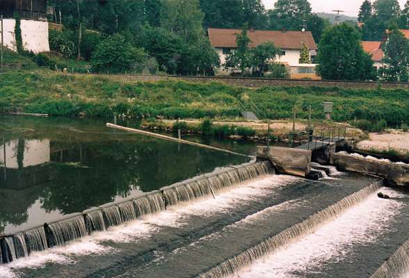 Volkmannsdorf Zulauf der Amper in die Isar, November 1992