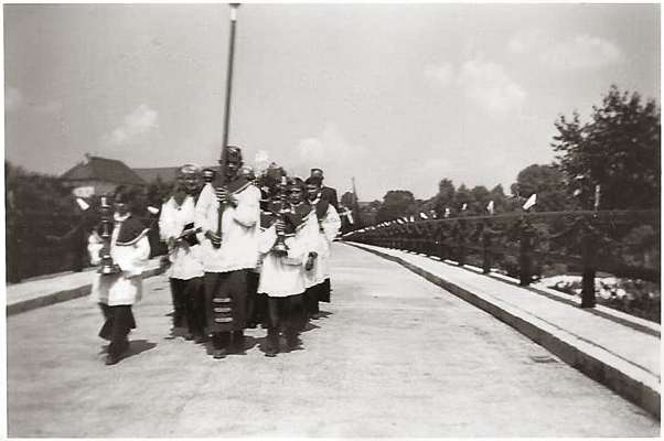 1955 - Einweihung der neuen Br�cke