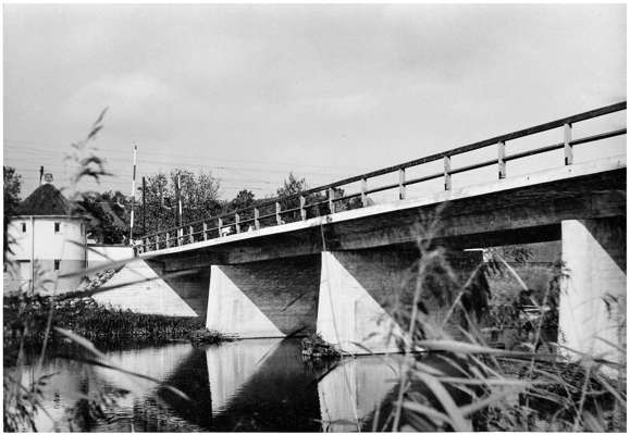 Bahn�bergang Volkmannsdorf