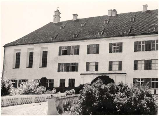 Schlo� Isareck, 1944