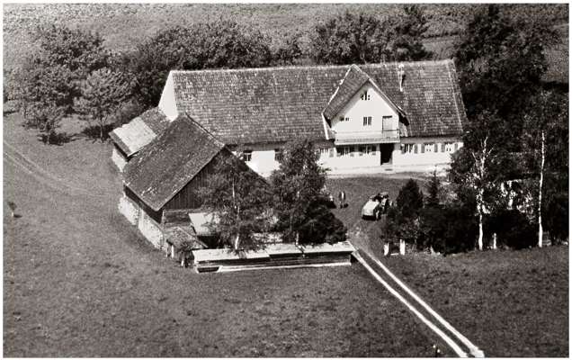 Das alte Obermaier Anwesen um 1920