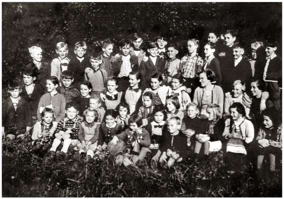 Schule Volkmannsdorf Anfang 1950er