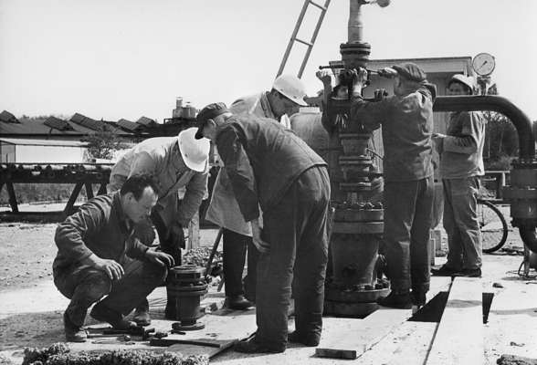 Moosburg S�d Chemie, 08.05.1968 die Verpumpung wird vorbereitet