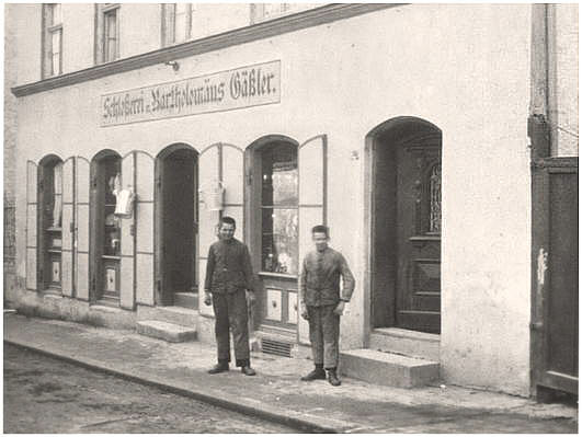 Moosburg Weingraben, Schlo�erei Bartholom�us G��ler, um 1915