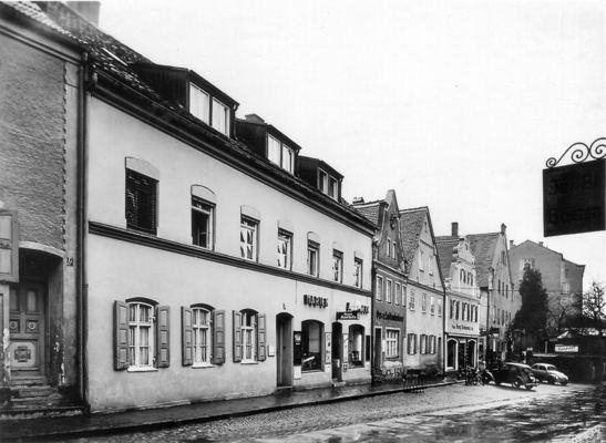 Moosburg Weingraben Haus Nr 9, Marien-Apotheke, 1950