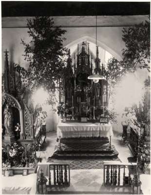 Um 1920, die Kirche in Wang, Blick zum Altar