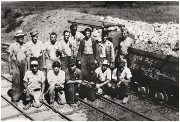 5.8.1952 - Gl�ck Auf! Tagebau in Attenhausen