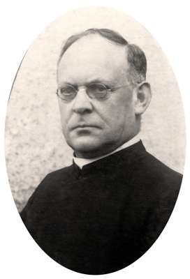1910 - Pfarrer Quirin Zacherl ?