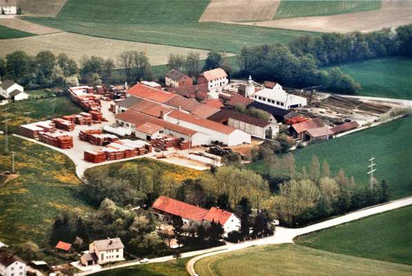 Luftaufnahme S�gewerk und Ziegelei von Karl Kohn in Zieglberg
