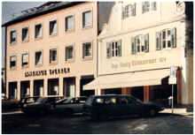Moosburg Weingraben, Bankhaus Sperrer und Birnkammer, 1984