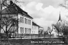 Volkmannsdorf Schule mit Pfarrhof und Kirche