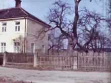 Filmchen Schule - Pfarrhof- Kirche Ende der 1950er