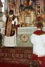 1963 Erzbischof Marc Gopu aus Hyderabad in der Volkmannsdorfer Kirche