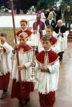 1963 Erzbischof Marc Gopu aus Hyderabad beim Einzug in die Volkmannsdorfer Kirche