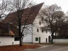 Schlo� Isareck - Wirtschaftsgeb�ude 2016