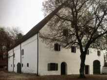Schlo� Isareck - Wirtschaftsgeb�ude 2016