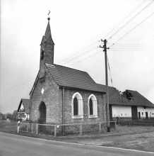 Holzer Anwesen mit Kapelle, M�rz 1985