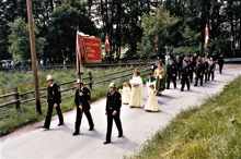 Kirchenzug vom Sportplatz Wang zum Feuerwehrhaus in Volkmannsdorf