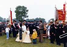 Gottesdienst am Sportplatz in Wang