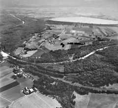 Luftaufnahme Schlo� Isareck, Volkmannsdorf �ber Volkmannsdorferau bis Speichersee 1984