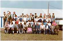 Gruppenbild mit Bürgermeister Max Stöber