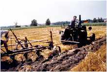 Pflügen mit dem Traktor, 20. - 22. Juli 1984
