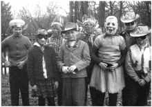 Schulkinder Volkmannsdorf, auf dem Weg nach Isareck 1960er Jahre