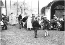 Schulkinder Volkmannsdorf, Faschingstreiben Isareck 1960er Jahre