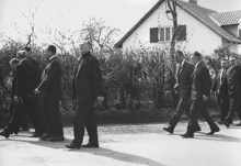 S�d Chemie, Stadtrat besichtigt die geplante Tiefbohrstelle 11.04.1968
