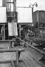 Moosburg S�d Chemie, 25.04.1968 Tag und Nacht wird an der Tiefbohrstelle gearbeitet