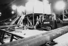 Moosburg S�d Chemie, 26.04.1968 Tag und Nacht wird an der Tiefbohrstelle gearbeitet