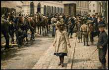 Moosburg Weingraben 1910, Transports eines 400 Zentner wiegenden Transformators - mit KI coloriert